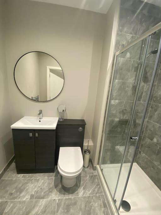 Chic Mill Conversion Beside Piece Hall & Eureka! 할리팩스 외부 사진